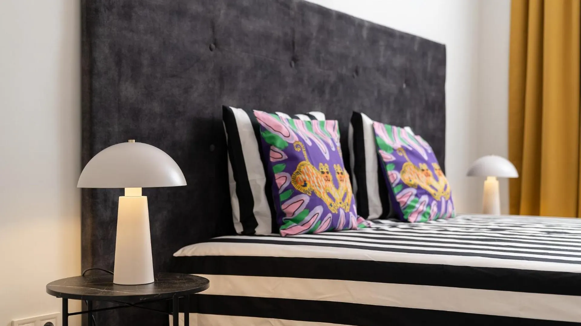 Bright & Sunny Stylish Apt With 2Bdr And 2Bth 소피아 불가리아
