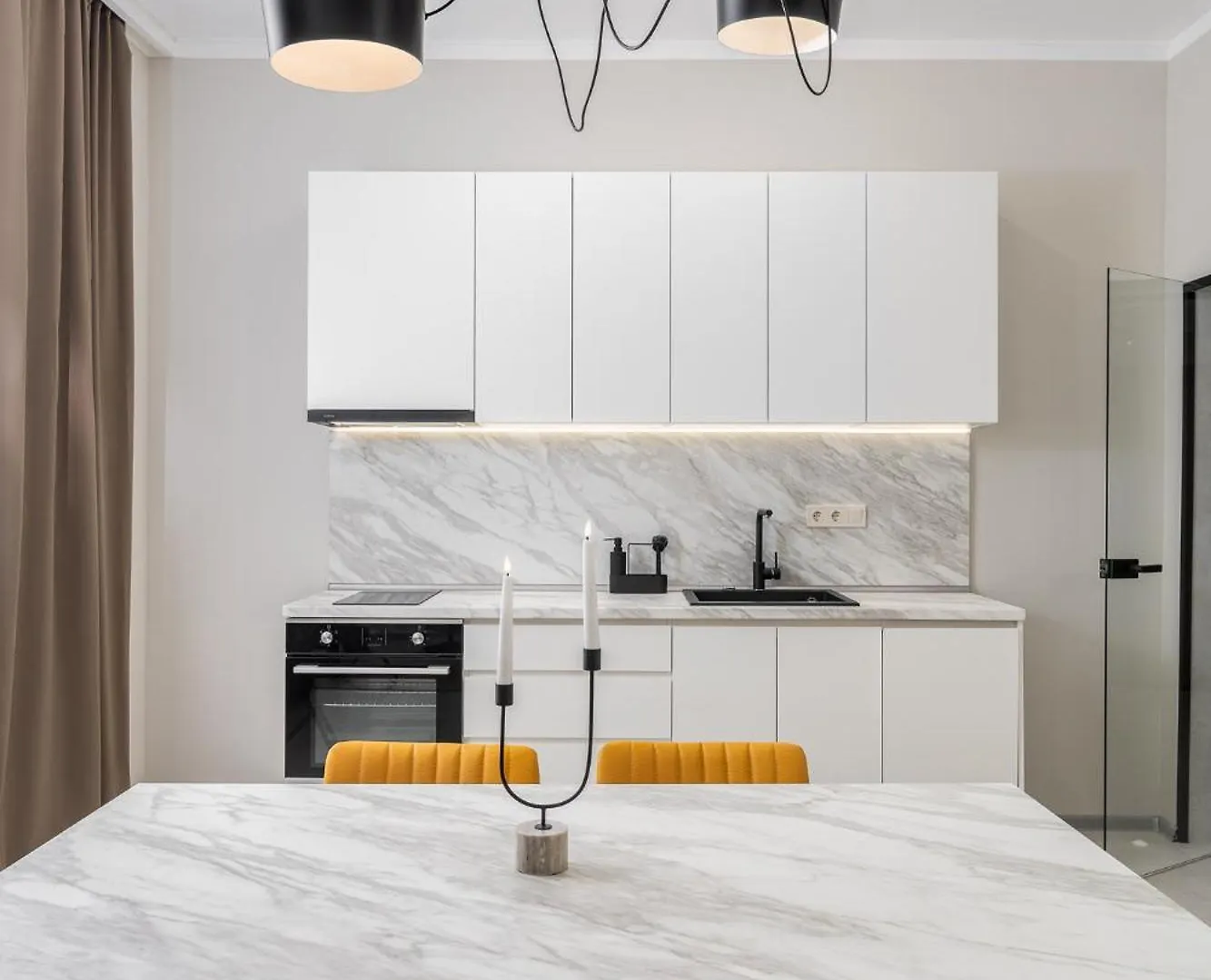 Bright & Sunny Stylish Apt With 2Bdr And 2Bth 소피아 아파트